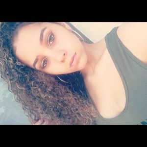 Meet your Posher, Joan